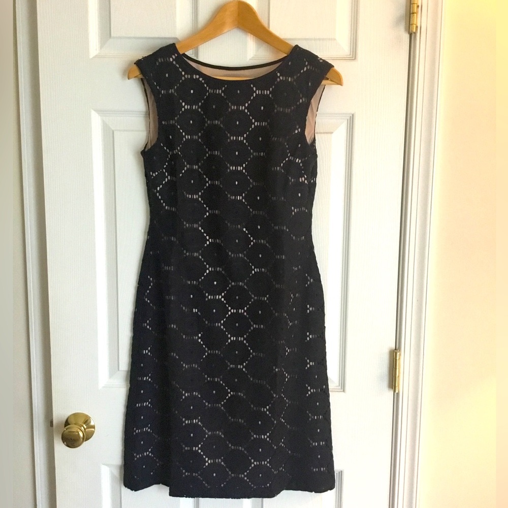 Jessica Howard Black Lace Midi Dress